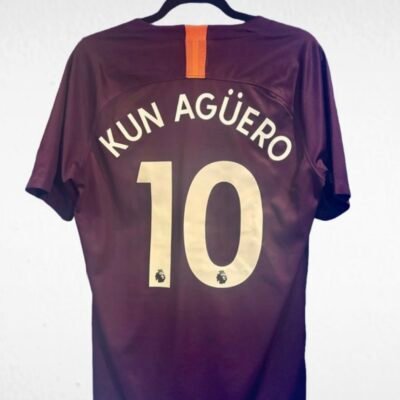 •Manchester City 2018/19 Third Kit – #10 Sergio Agüero – M {authentic} condition 10/10