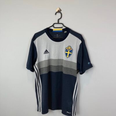 Sweden 16/17 away L